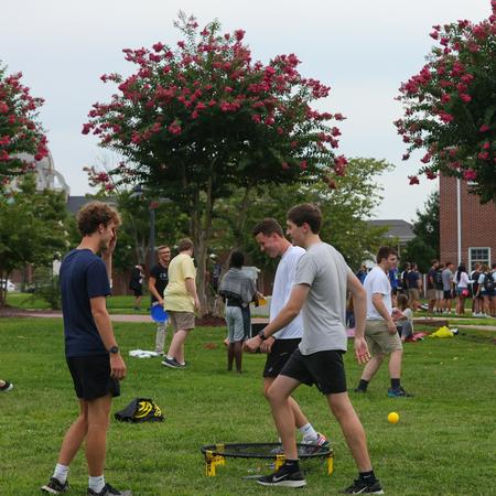 Union's newest students enjoy spikeball on the lawn during Welcome Week's SAC Fest. - Photo by Suzanne Rhodes
