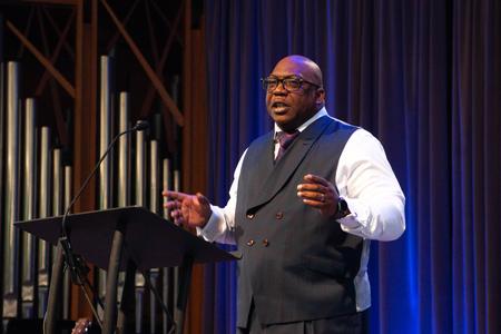 Reginald Taylor, director for urban theological studies at Union's Memphis College of Urban and Theological Studies campus, speaks in a Word Series chapel from Mark 14. - Photo by Lauren Steed