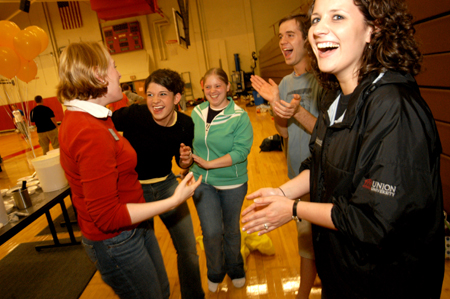 Dean of Students Kimberly Thornbury and seniors Jodie Curtis, Becky Johnson, Landon Preston and Ashley Mitchell enjoy some fellowship during the Spring Thing weekend. - Photo by Morris Abernathy