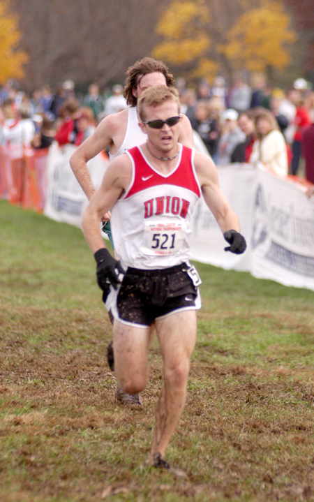 Chris Winter, in his final season with Union, approaches the finish line at the 2004 NAIA National Cross Country Meet. - Photo by Kristen Nicole Sayres