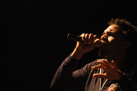 Alum Will Gray of Scratch Track performs during the Spring Thing 2005 concert. - Photo by Kristen Nicole Sayres