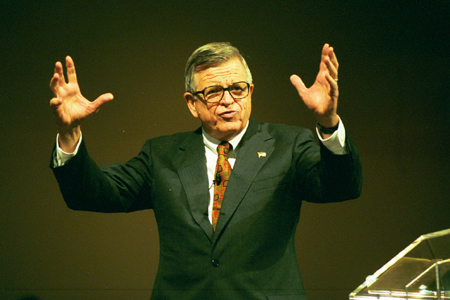 Chuck Colson delivers his address to a full house of Union students in a chapel service on Sept. 27, 2002. - Photo by Jim Veneman