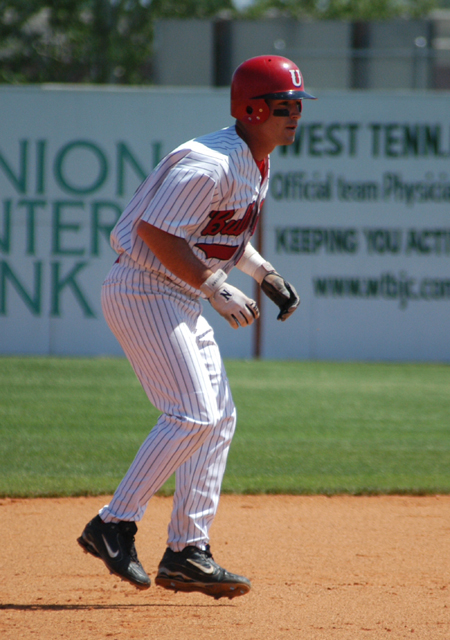 Junior Garrett Pepper gets his secondary lead from second base during a Union home game versus Cumberland. - Photo by Steven Aldridge