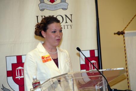 Scholarship recipient Shaundra Bloomberg expresses thanks to the members of the Union Auxiliary. - Photo by Morris Abernathy