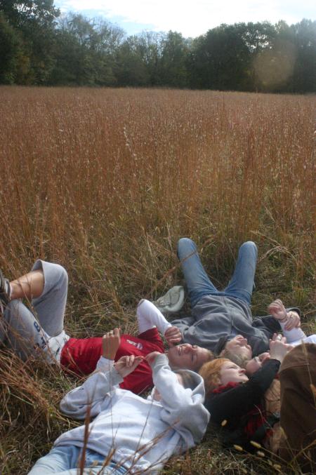 Senior Heather Couch, Junior Emily Rawls, Sophomore Tiffany Ransdell, Junior Merideth Walter and Sophomore Lily Zopfi enjoy a last minute relaxation at the end of the art retreat. - Photo by Stephanie Schroeder