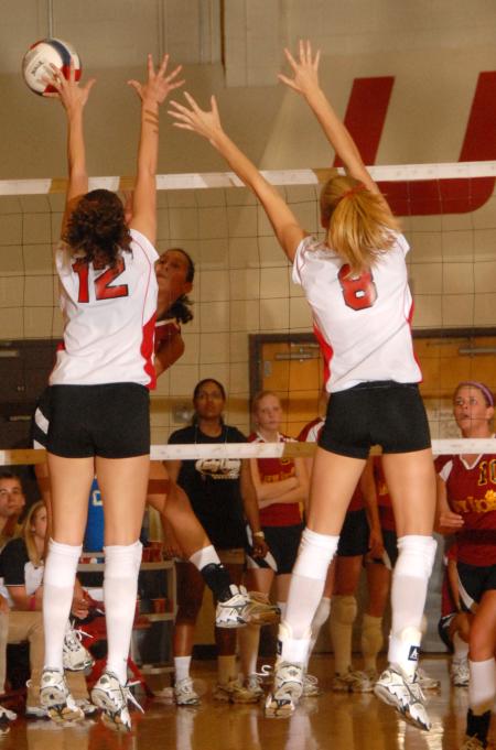 Elena Villagomez and Amanda Hutchison - Photo by Steven Aldridge