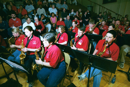 The alumni/student jazz band performed during the Homecoming 2003 basketball games. - Photo by Jim Veneman