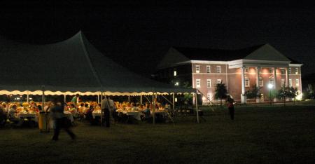 Families gathered on the Great Lawn for a meal during Family Weekend. - Photo by Matthew Diggs