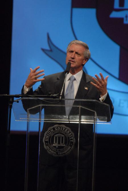 Andrew Card explained at the Scholarship Banquet how difficult the president’s job is, and said that no decision that ever reaches the Oval Office is an easy decision. The chief of staff’s job, Card said, is to make sure the president is prepared to make the tough decisions.  - Photo by Morris Abernathy