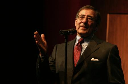 Leon Panetta, former chief of staff to Bill Clinton, addressed faculty, staff, students and guests at the 2007 Scholarship Banquet held at the Carl Perkins Civic Center. - Photo by Stephanie Schroeder