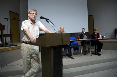 Terry Lindley lectures at a history discussion of the recent Ken Burns documentary on World War II. - Photo by Matt Elia