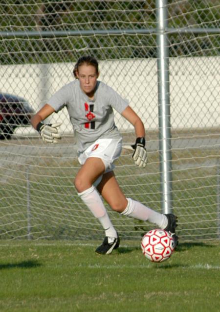 Laura Pla moves into position for a save in Union's match versus Martin Methodist. - Photo by Steven Aldridge
