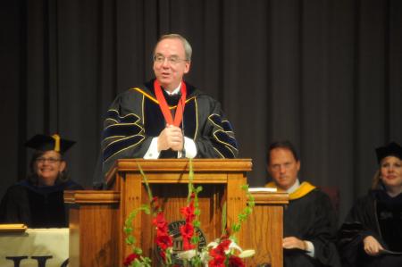 President Dockery gives thanksgiving for a new day at Union University during the fall convocation service. - Photo by Morris Abernathy