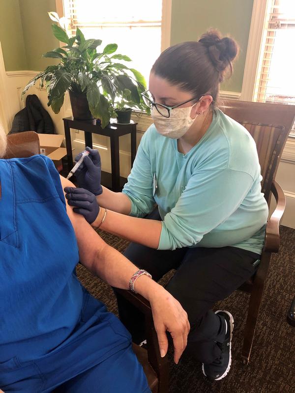 UUCOP Assists with COVID Immunizations at Cades Center in Jackson, TN