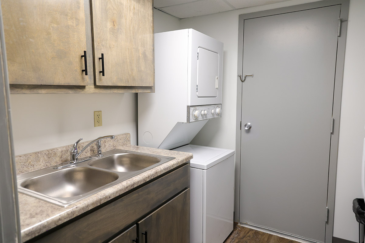 Warmath Complex Kitchen