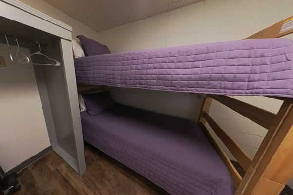 One-Bedroom Queen Bed Room
