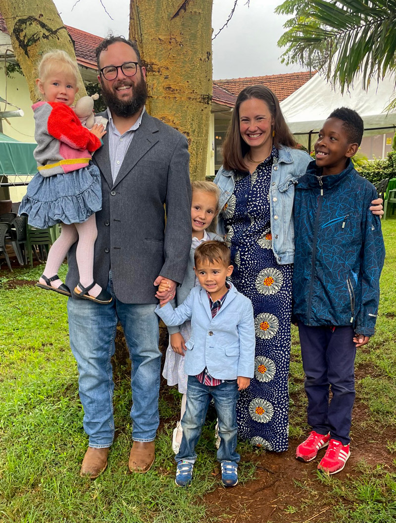 Daniel and Kristen with their children Bahati, Serafina, Ebenezer and Theodosia.