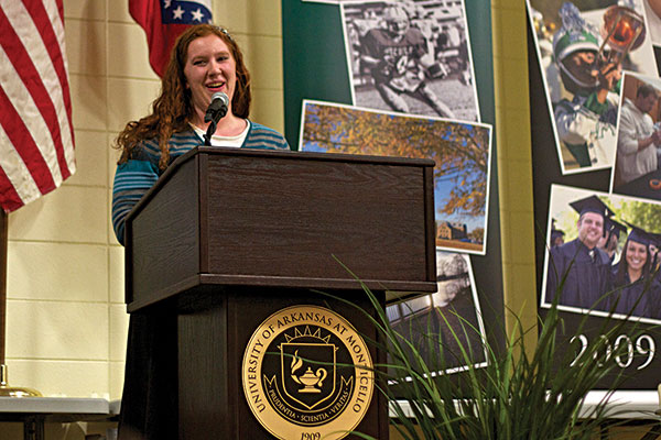 Amanda Bennett