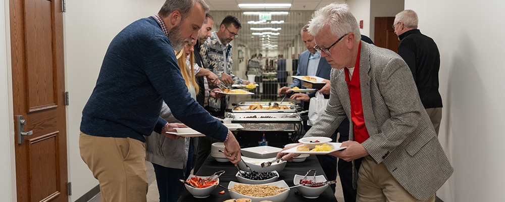 Grant Center Buffet Line